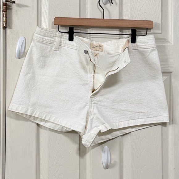 Universal Thread Women's High-Rise Sailor Denim Shorts Quiet Luxury Beach Shorts - Picture 7 of 15